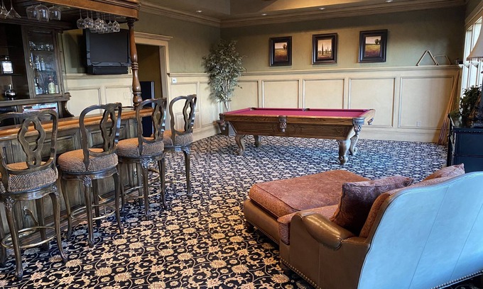 Mount Olympus House | Discover Dragonfly Inn: Family-Friendly Retreat with Pool