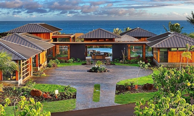 Poipu House | Experience New Kukui‘ula Estate: Seaviews & Unique Spa