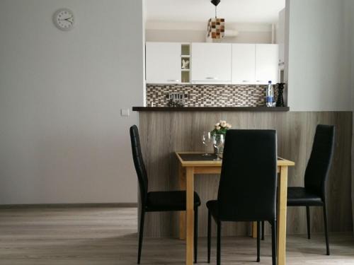 Siauliai City Center Apartment | Discover Draugystės Apartment: Rated 9.4/10 by Guests