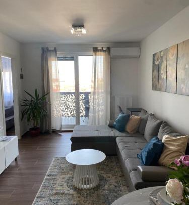 Velika Gorica Apartment | Dream Apartment VG - Self Check in - Garage