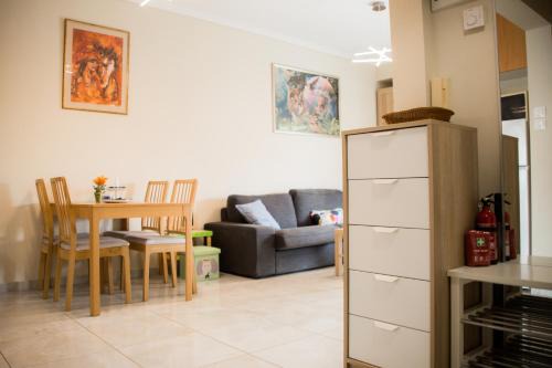 Perea Apartment | Pet-Friendly Ocean View Retreat at Dream Home Perea