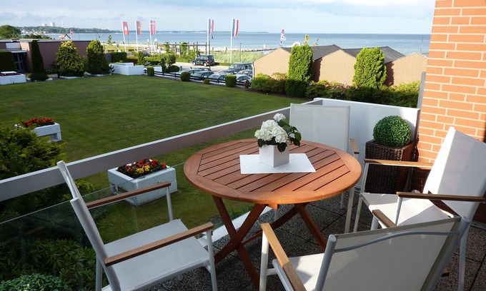 Haffkrug Apartment | Oceanfront Dream Sea View Apartment with Pool & Beach Access