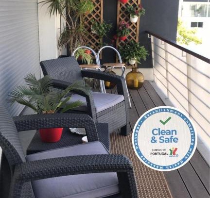 Leiria Apartment | Cozy Dream Space Home - Guest Rated 9.7 with Dining Options
