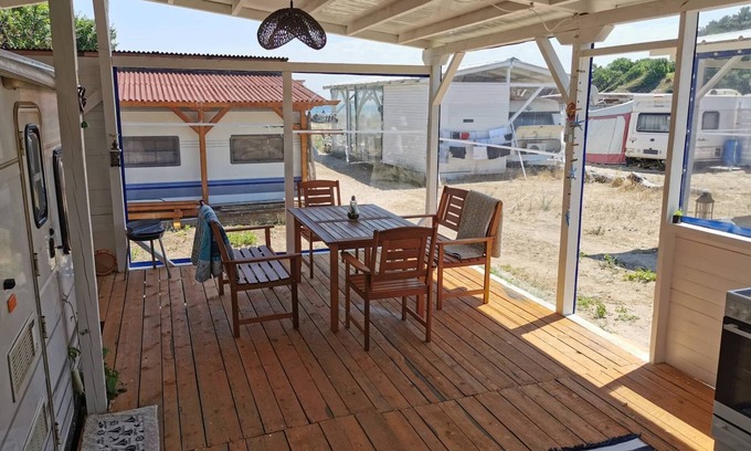 Kiten House | Beachfront Getaway: Dream Summer Home at Kiten Beach