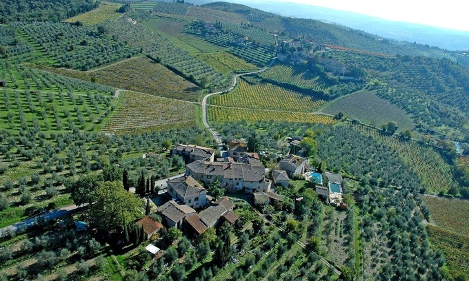 Gaiole in Chianti House | Escape to a Dream Vacation in Scenic Chianti Vineyards