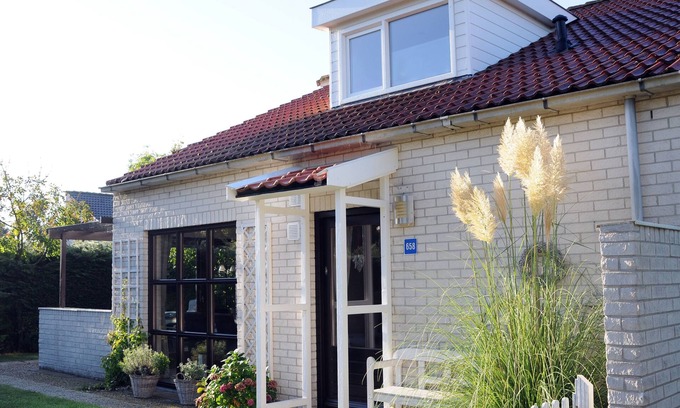De Cocksdorp House | Guest Rated 9.8 - Dream Vacation Home with Pool & Ocean View