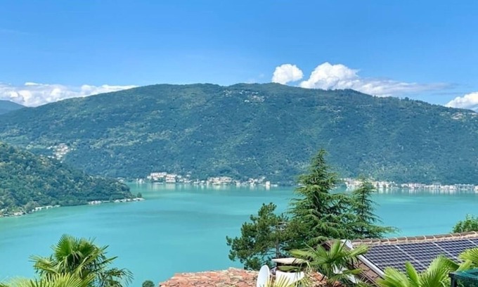 Rovio House | Serene Escape at Dream View on Lugano Lake Holiday House