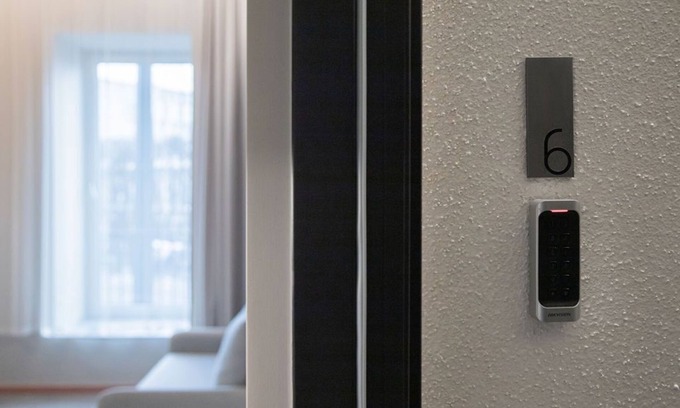 Old Town Apartment | Elegant Dreamer Apartment with Spa & Hot Tub in Kaunas
