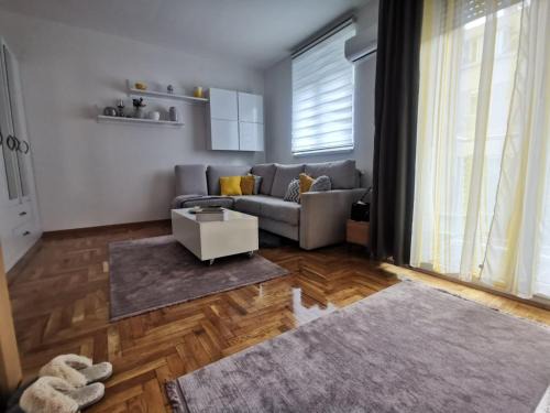 Grbavica Apartment | Top-Rated DreamHome: Pet & Child Friendly Getaway