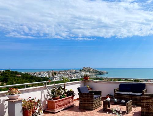 Chiesiola Apartment | Elegant Dreaming Penthouse with Ocean View & Beach Access