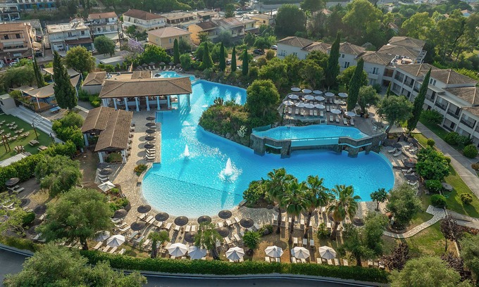 Gouvia Hotel | Indulge at Dreams Corfu Resort & Spa - All Inclusive Oasis
