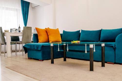 Craiova Apartment | Dreams Escape 2: Pet-Friendly Haven with Breakfast Included