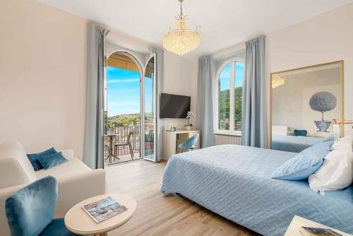 La Spezia House | Dreams Guest House: Pet-Friendly Oasis with Oceanfront Views