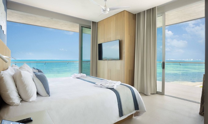Cancun Resort | Relaxing Dreams Vista Cancun Golf & Spa Resort Awaits You