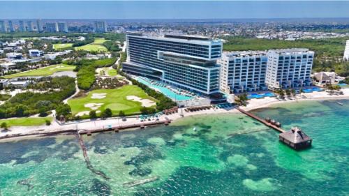 Cancun Resort | Escape to Dreams Vista Cancun Golf & Spa Resort Today