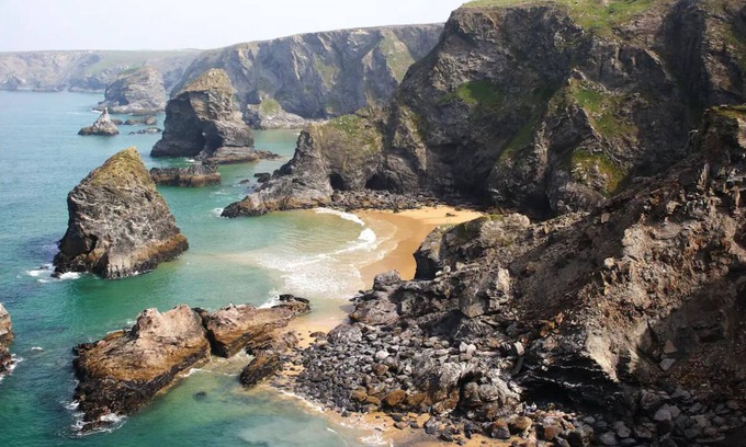 St. Dennis Villa | Serene Cornish Country Villa with Pool and Ocean Views