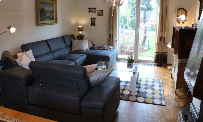 Sweikhuizen House | Dreamy Holiday Home in Sweikhuizen with Swimming Pool, Garden
