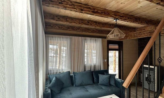 Zabljak House | Cozy Retreat for 5 in Zabljak - Family Friendly Escape