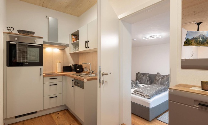 Angath Apartment | Discover Dreiländerblick Appartement with Family-Friendly Amenities