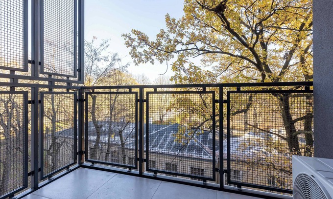 Baluty Apartment | Modern Elegance Apartment with Parking & AC near Manufaktura