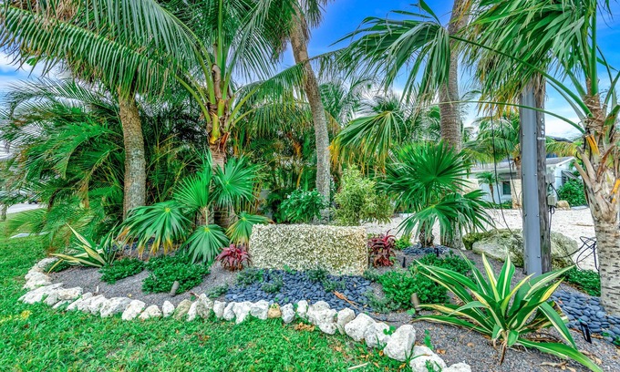 Holmes Beach Hotel | Ocean View Retreat at Driftwood on Anna Maria Island