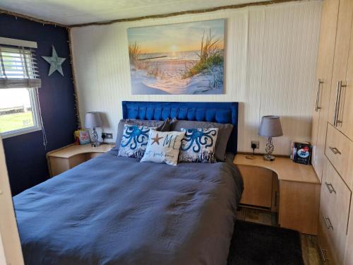 Anderby Creek House | Pet-Friendly Driftwood Cabin at Anderby Creek Awaits You