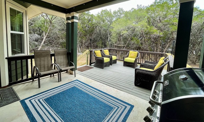 Driftwood House | Driftwood Delight - Hill Country Home With Modern Amenities