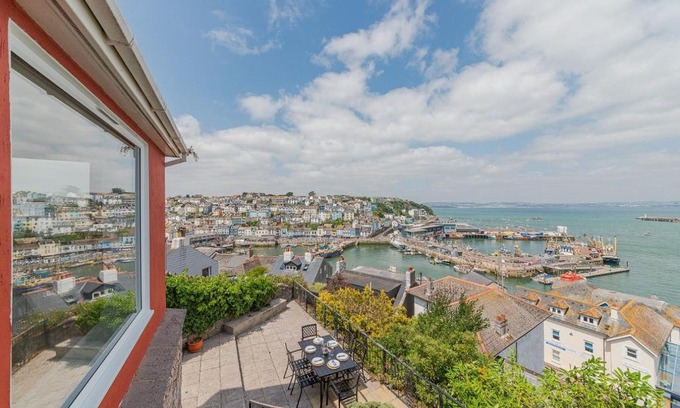 Brixham House | Oceanfront Escape at Driftwood - New 4-Star Listing