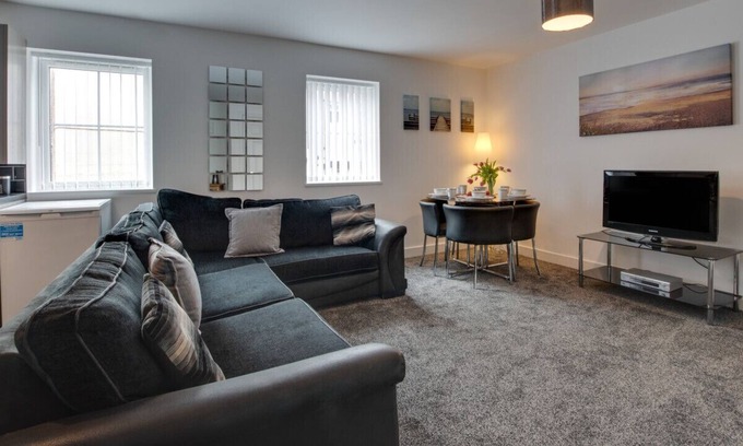 Skinningrove Apartment | Driftwood - Two Bedroom Apartment, Sleeps 4