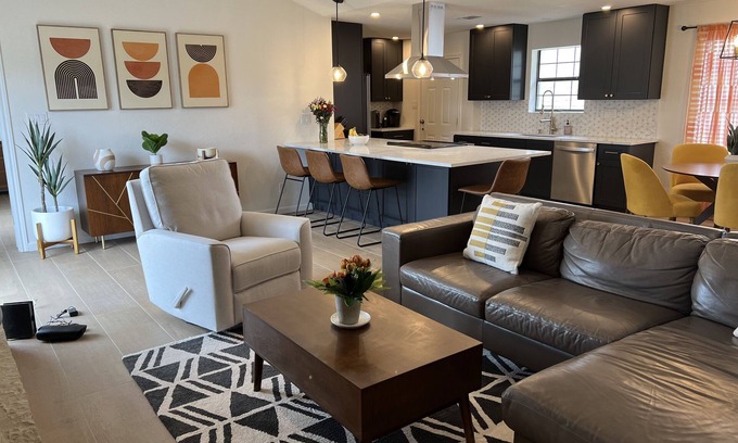 Hays County House | Guest Rated 10/10: Driftwood Hill Country Retreat