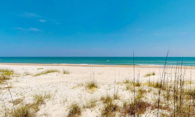 Plantation House | Beachfront Bliss at Driftwood with Ocean Views & Pet Welcome