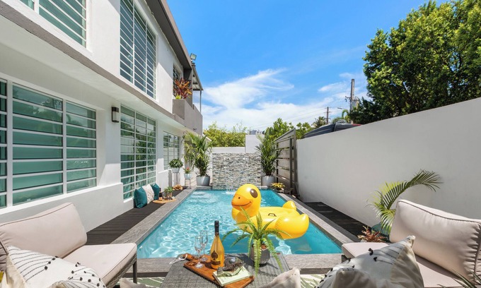 San Juan Apartment | Driver, Chef, Maid, & Pool - VIP Service