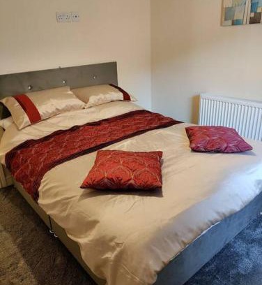 Droitwich Apartment | Beautiful Droitwich Spa Centre Apartment - Rated 9.5/10