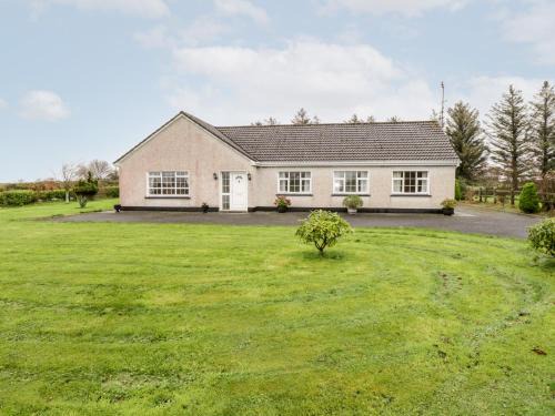 Dromore West House | Family-Friendly Dromore West Cottage with High Ratings