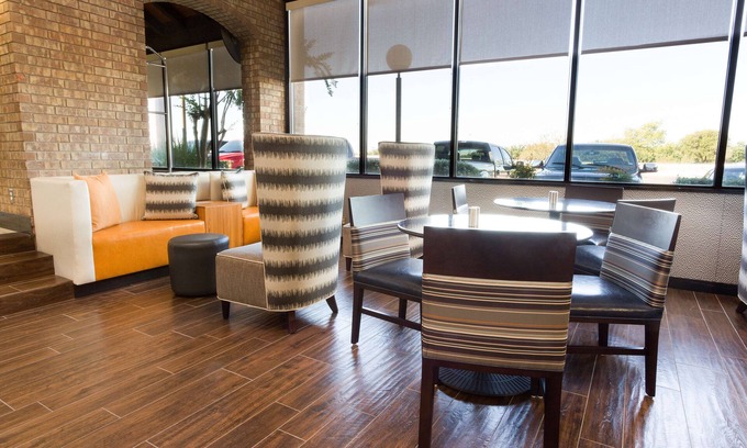 St. Johns Hotel | Exceptional Drury Inn & Suites Austin North with Pool Access