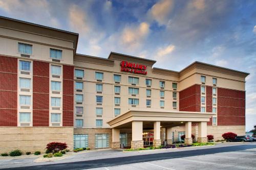 Findlay Hotel | Discover Drury Inn & Suites Findlay: Pet-Friendly Retreat