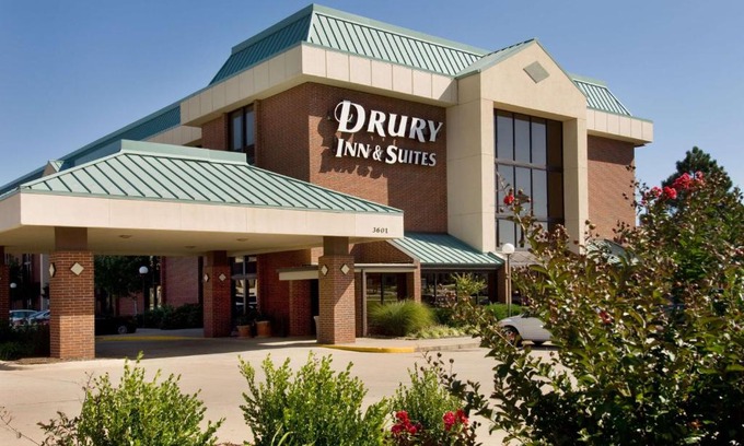 Joplin Hotel | Pet-Friendly Drury Inn & Suites Joplin - High Guest Ratings