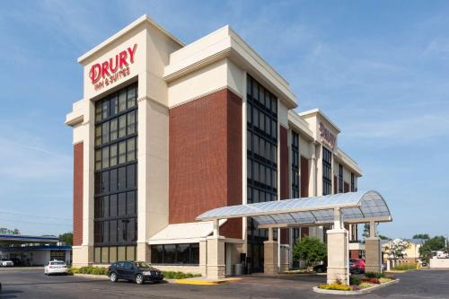 Terre Haute Hotel | Discover Drury Inn & Suites Terre Haute - Pet Friendly Retreat