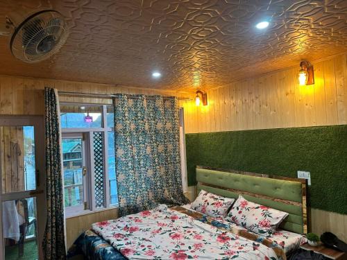 Gulmarg Hotel | Experience D'SHIEKHS RESORT GUREZ: Rated 9.5, Pet Friendly