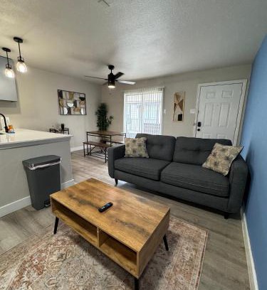 Park Central Apartment | DT Dallas l Luxe Abode 1BD Apt