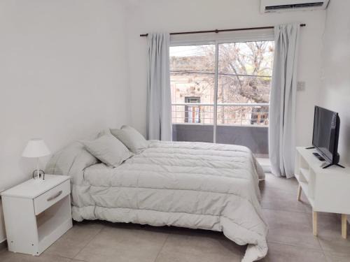 Lobos Apartment | Family-Friendly DTo CÉNTRICO LOBOS 1 B - Rated 9.1/10