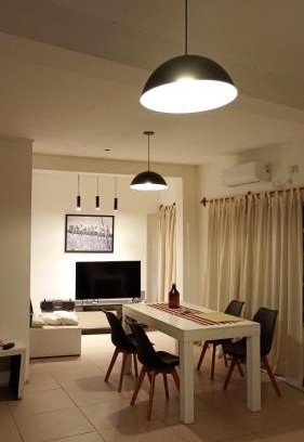Parana Apartment | Tranquil 2-Bedroom Retreat with Jacuzzi Near the Park