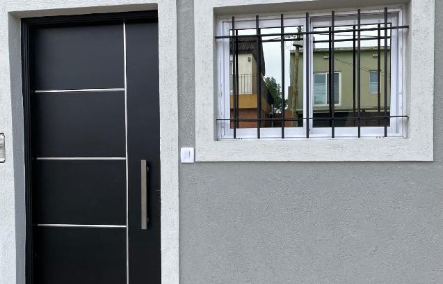 Temperley Apartment | Discover Dto III Temperley: Family-Friendly Retreat, 9.5/10