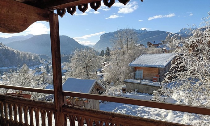 Chatillon-sur-Cluses Apartment | Du Changement Dans L'Air eco-responsible B&B. Come and relax in the mountains.