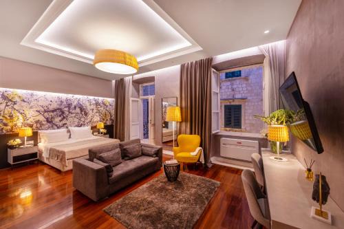 Dubrovnik Old Town Bed & Breakfast | Elegant Dubrovnik Palace W Apartment - Guest Rated 10/10