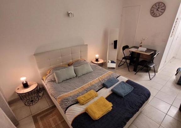 Villeneuve Loubet Beach Apartment | Relax at Ducal - Marina Baie des Anges with Ocean Views