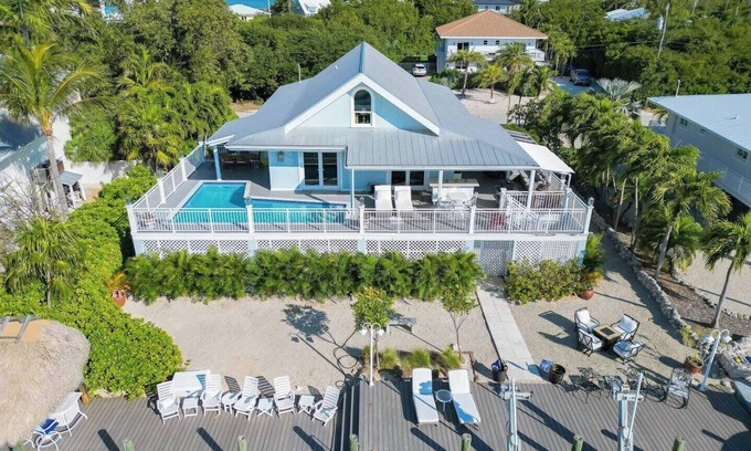 Marathon Condo | Duck Key Tarpon House 5 Bedroom 3 Baths Duck Key w