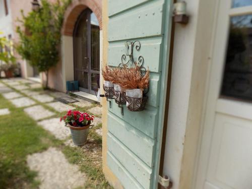 Gargagnago di Valpolicella Bed & Breakfast | Due Archi: Oceanfront Retreat with Pool & Top Ratings