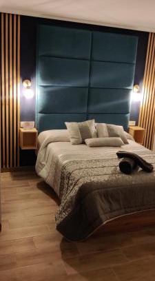 Torredonjimeno House | Cozy Retreat - Your Inviting Room in Torredonjimeno