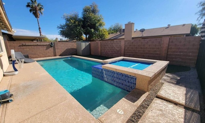 Mesa Grande House | Dugout Summer Getaway * Sparkling Pool * Hot Tub